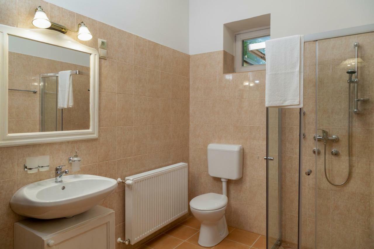 Balzsam Apartmanhaz Harkany Exterior photo